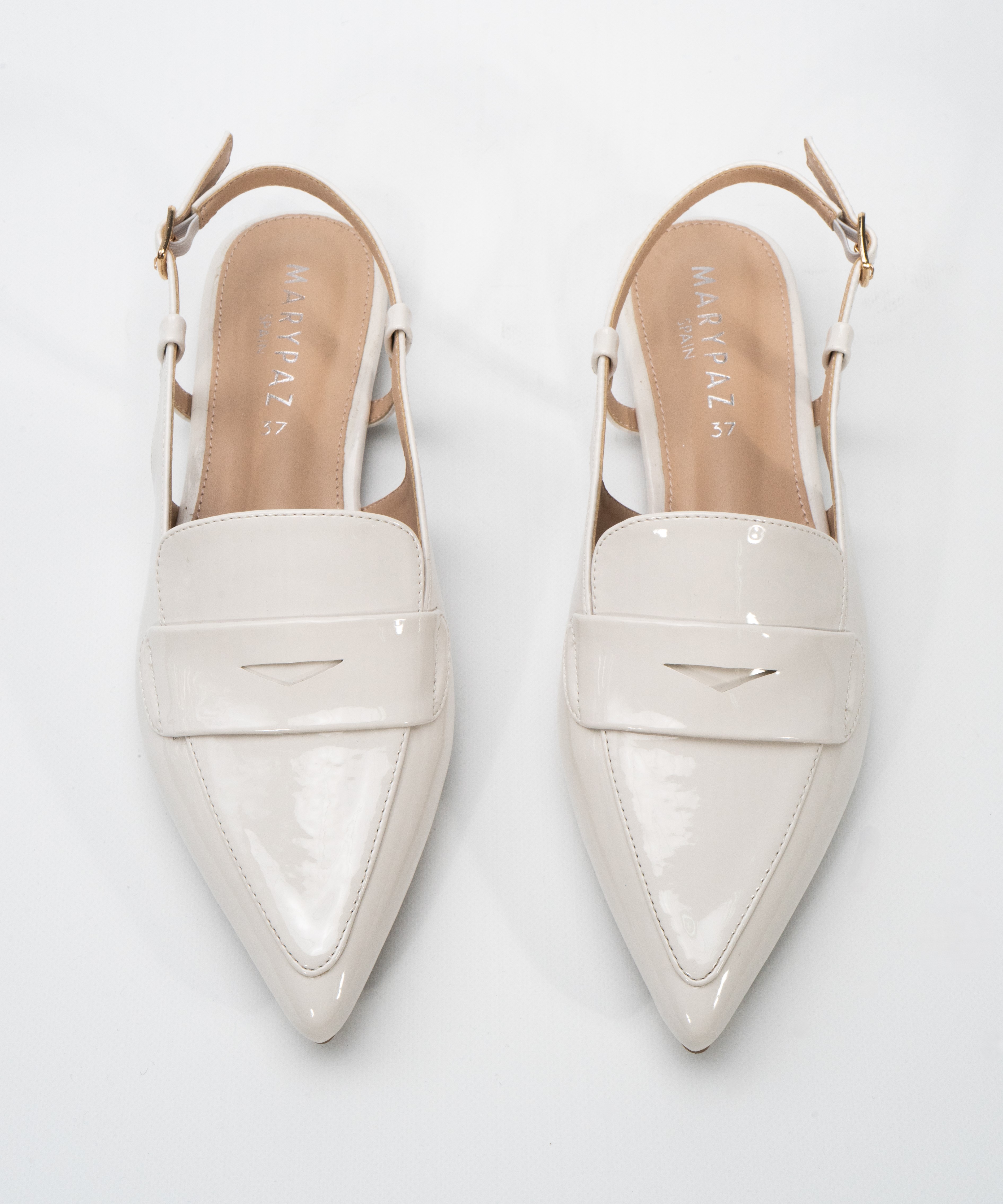 Zapatos destalonados